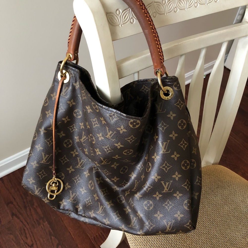 Authentic Louis Vuitton Purse
